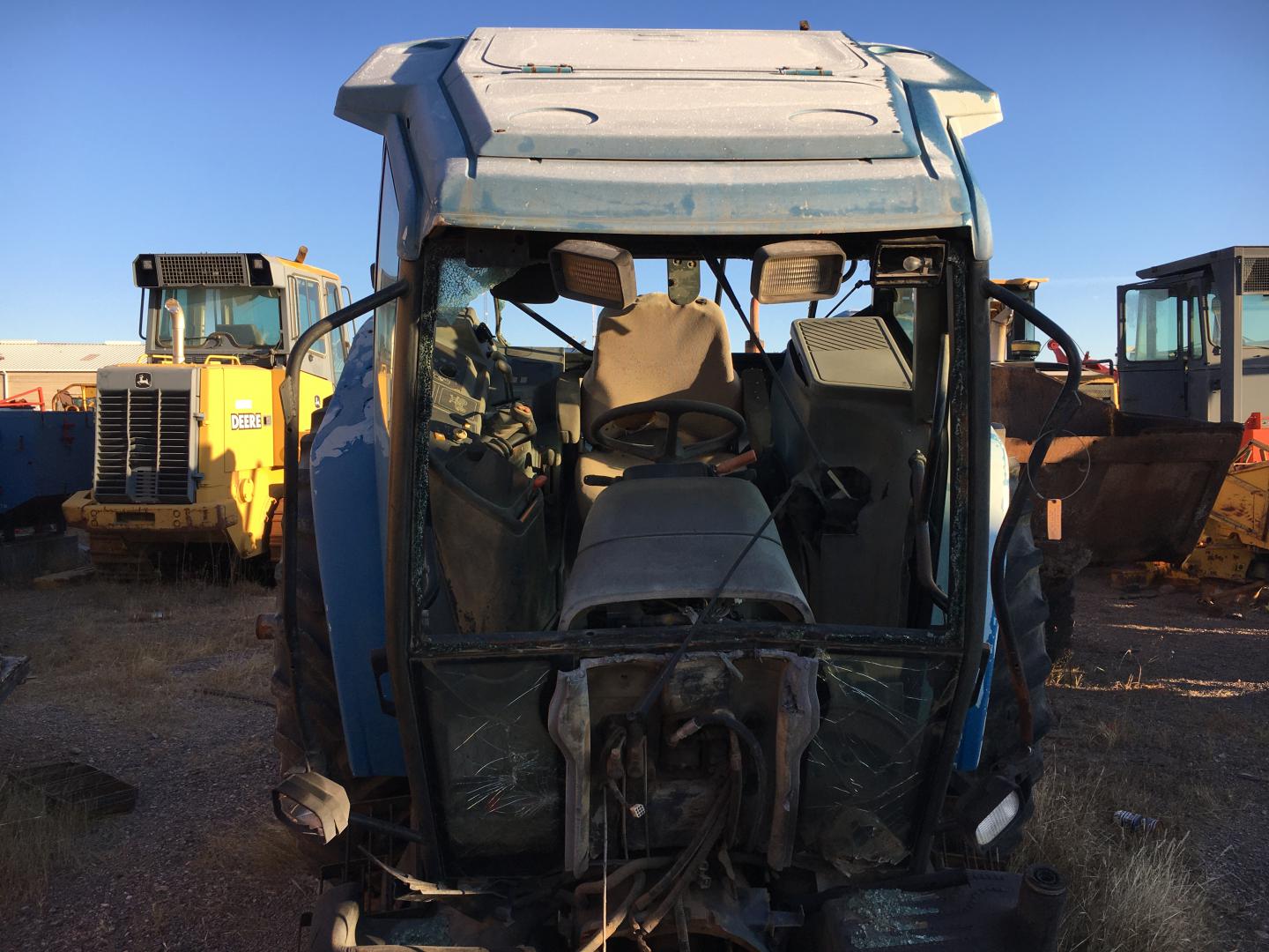 ./imagenes/INVOICE/2019/13858/TRACTOR NEW HOLLAND_8530 (38).JPG